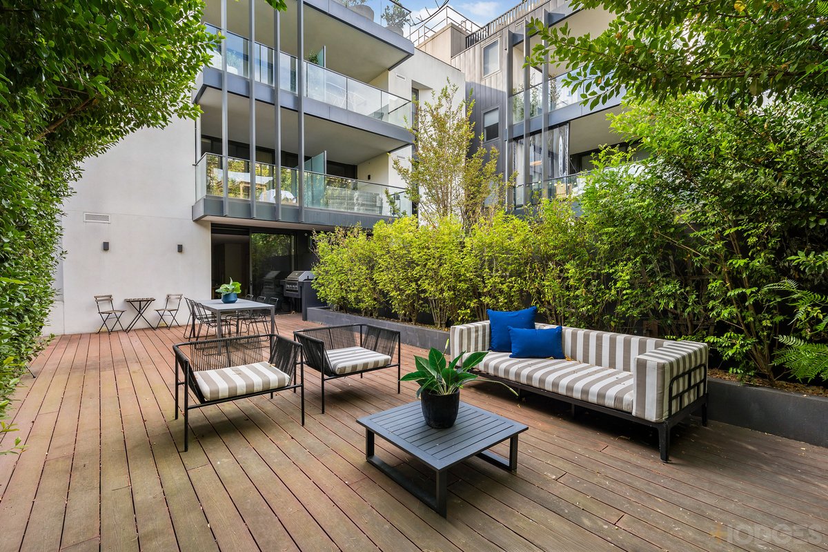2 / 15 Cromwell Road South Yarra - Residential for sale