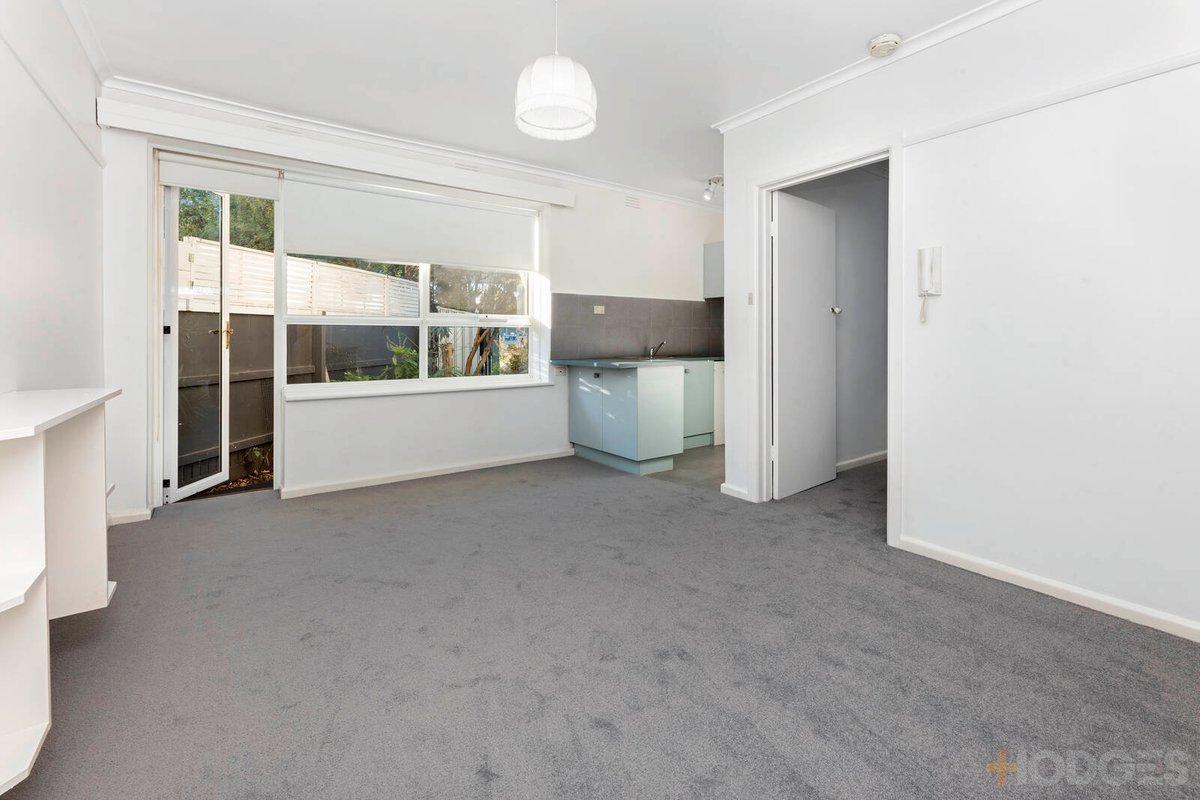 2 / 15 Railway Parade Murrumbeena - Residential for sale