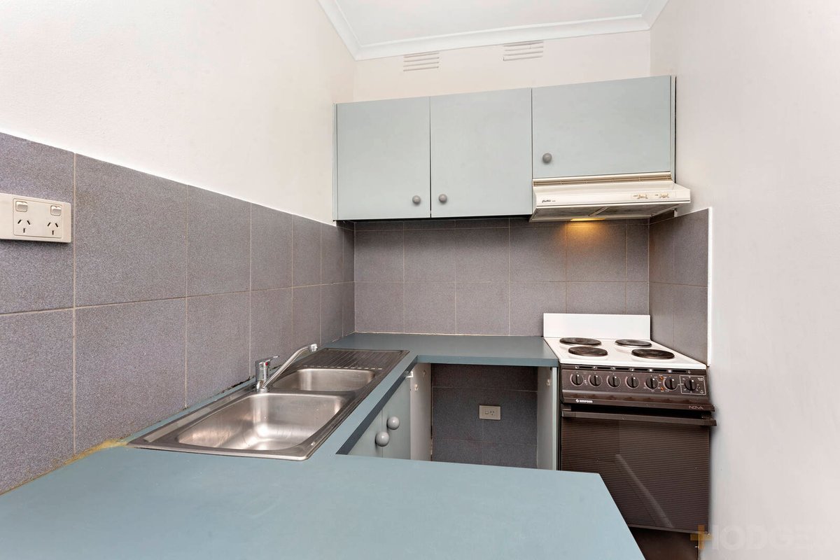 2 / 15 Railway Parade Murrumbeena - Residential for sale