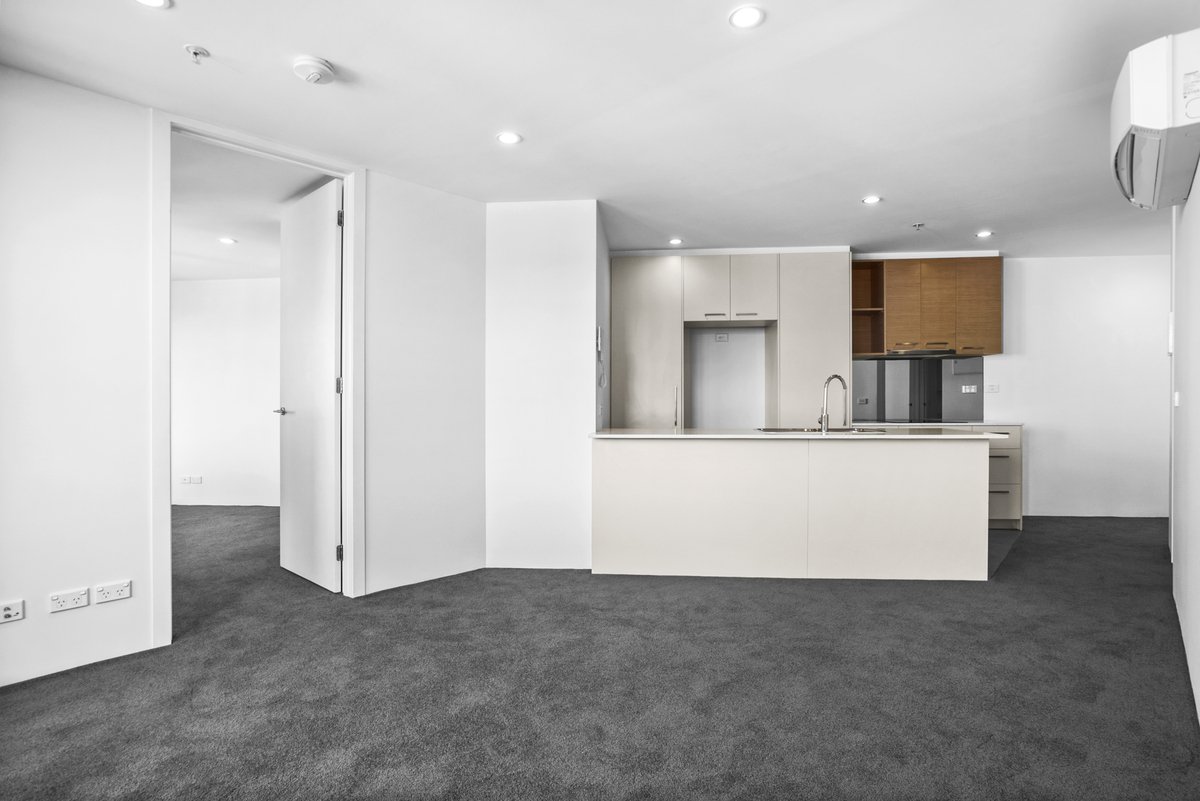 215/278 Charman Road Cheltenham - Residential for lease