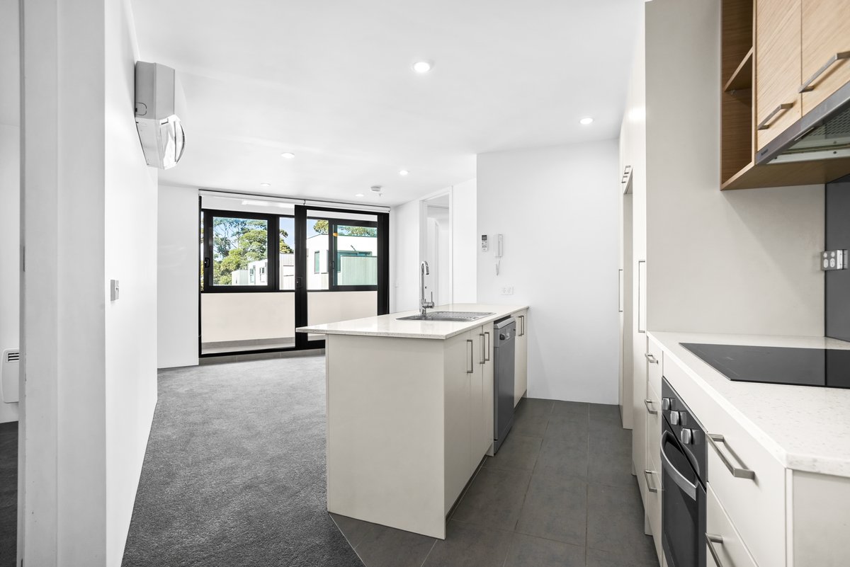 215/278 Charman Road Cheltenham - Residential for lease