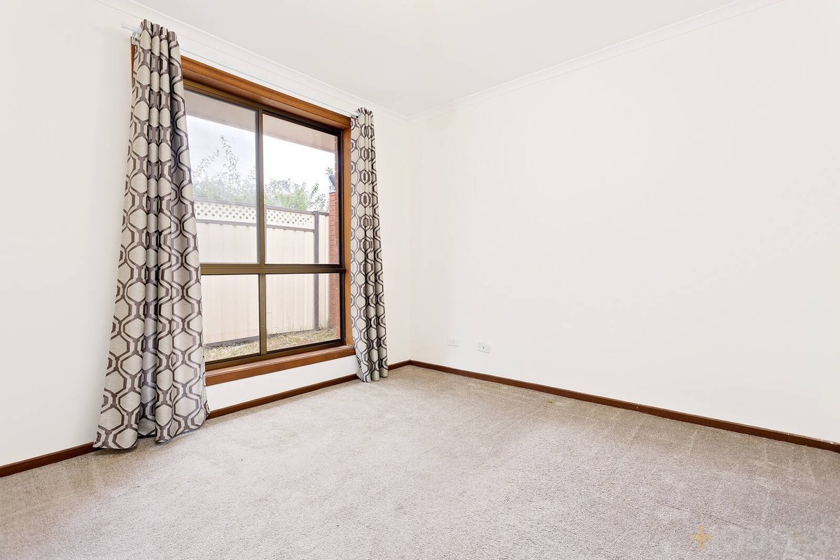 2 / 16 Bower Drive Werribee - Residential for sale