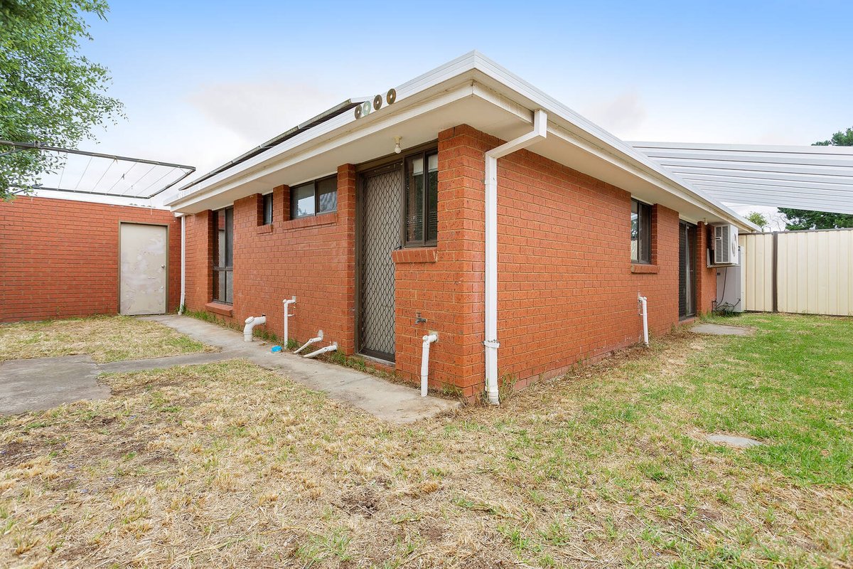 2 / 16 Bower Drive Werribee - Residential for sale