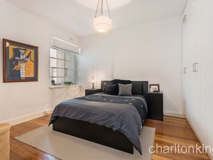 2 / 16 Charnwood Road ST KILDA - Residential for sale