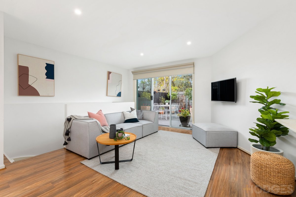 2 / 16 Keiller Street Hampton East - Residential for sale