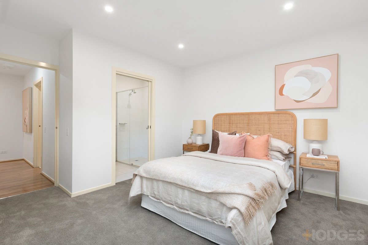 2 / 16 Keiller Street Hampton East - Residential for sale