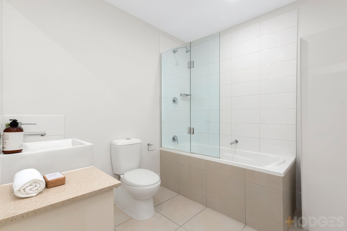 2 / 16 Keiller Street Hampton East - Residential for sale