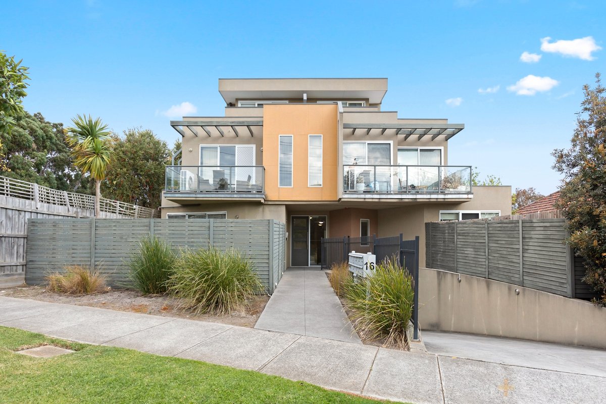 2 / 16 Keiller Street Hampton East - Residential for sale