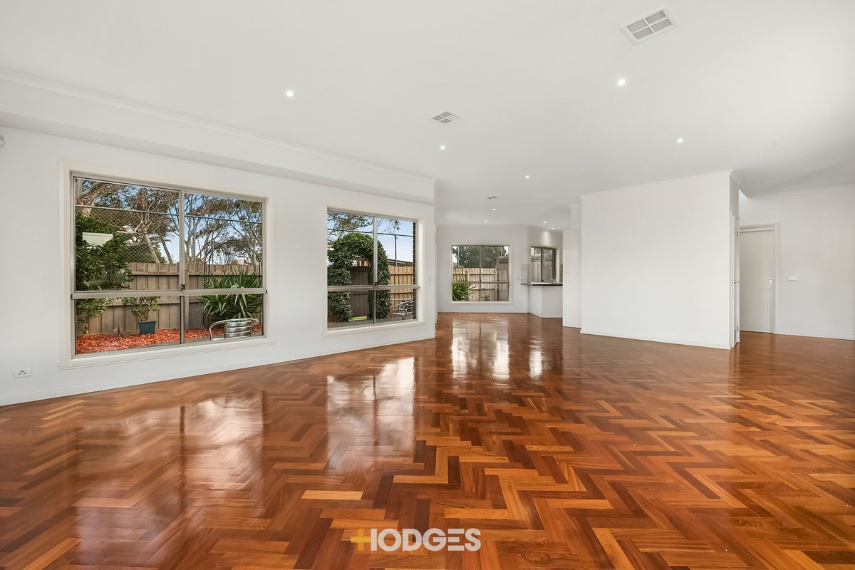 2/16 Woodville Avenue Glen Huntly - Residential for sale