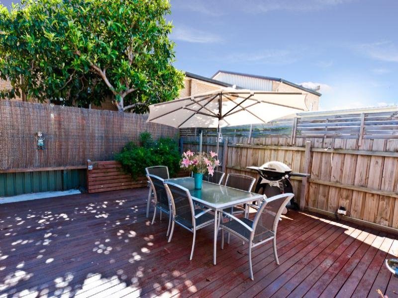 2 / 17 Hotham Street SEDDON - Residential for sale