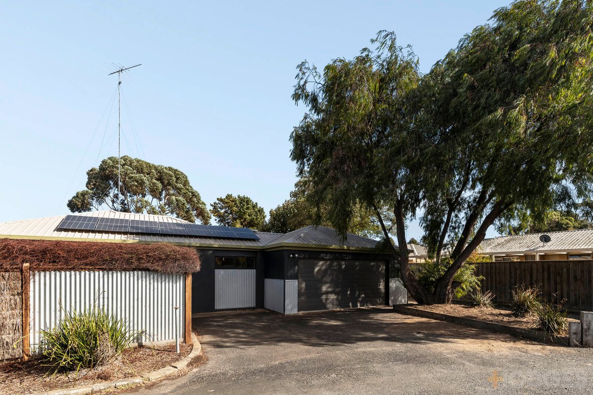 2 / 17 Lake Avenue Ocean Grove - Residential for sale