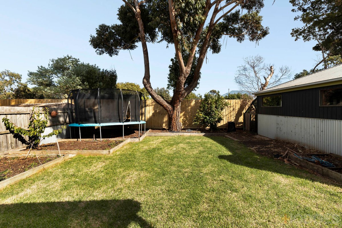 2 / 17 Lake Avenue Ocean Grove - Residential for sale