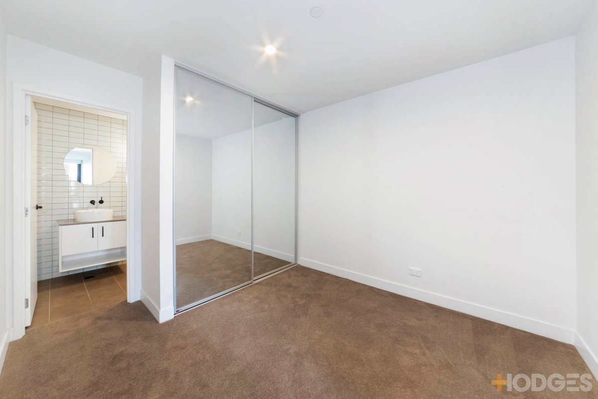 217 / 28 Swindon Road Hughesdale - Residential for sale