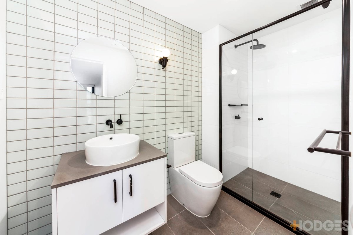 217 / 28 Swindon Road Hughesdale - Residential for sale
