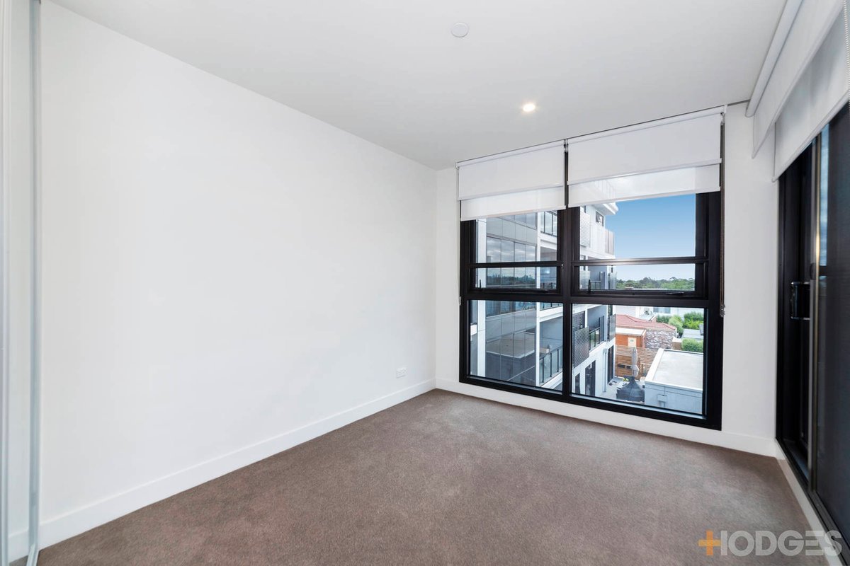 217 / 28 Swindon Road Hughesdale - Residential for sale