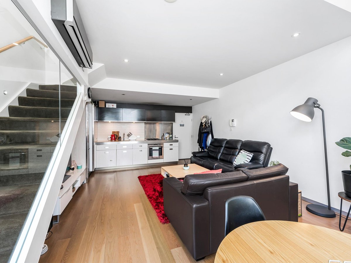 217 / 539 St Kilda Road MELBOURNE - Residential for sale