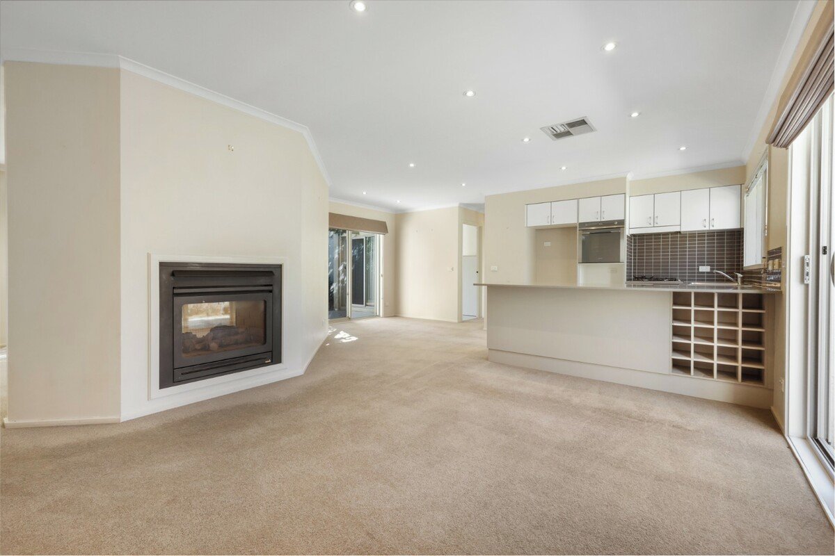 2 / 18 Lynette Avenue BEAUMARIS - Residential for lease