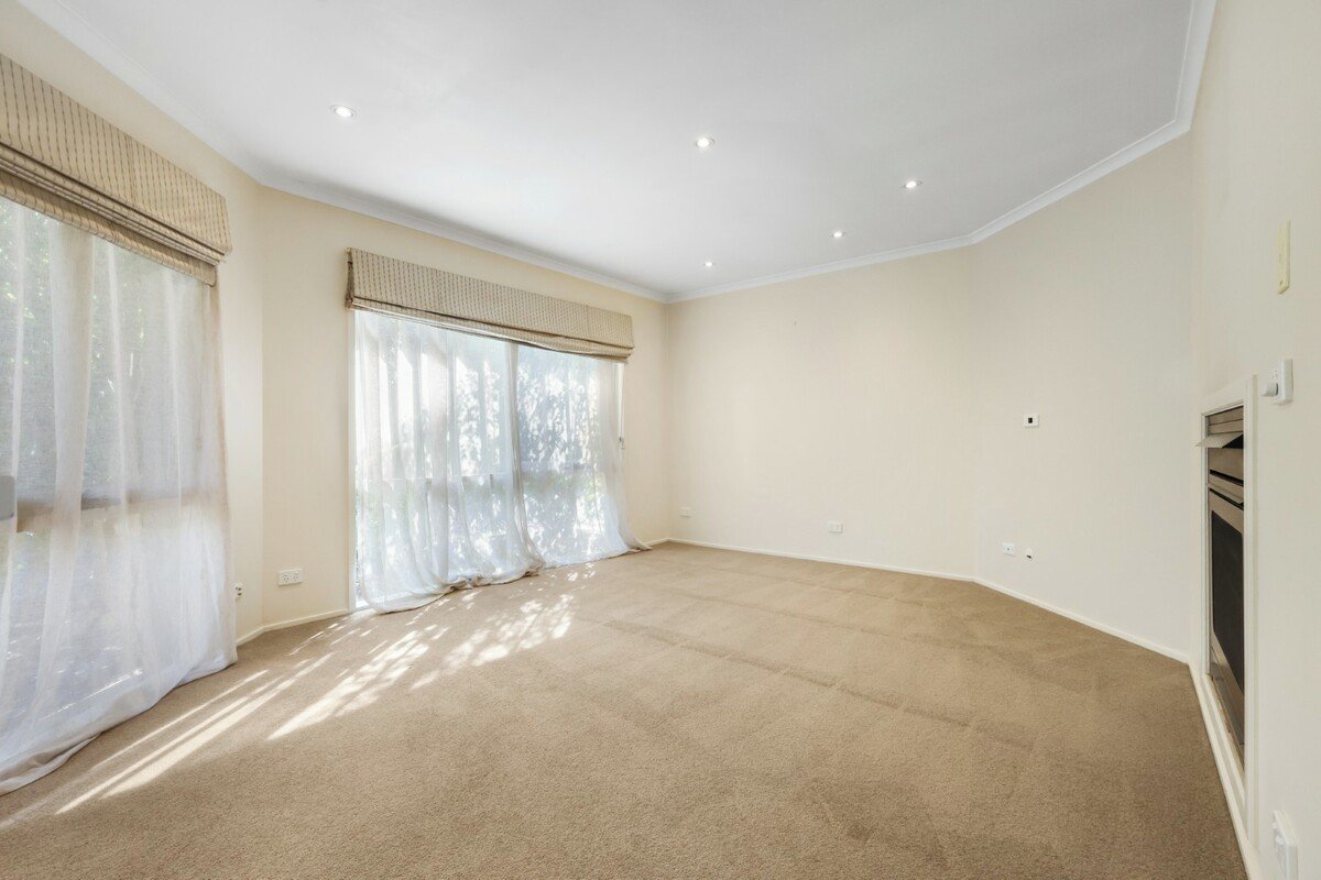 2 / 18 Lynette Avenue BEAUMARIS - Residential for lease