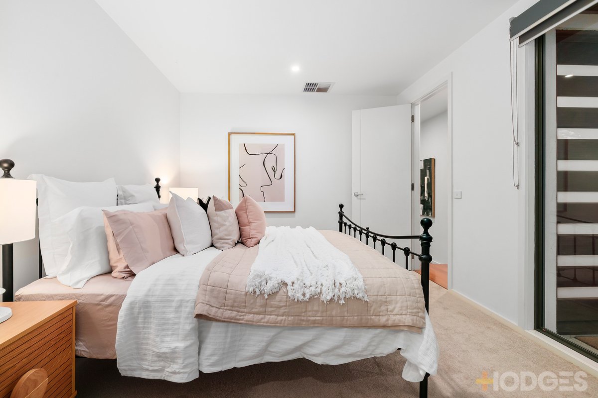 2 / 18 Wilson Street Cheltenham - Residential for sale