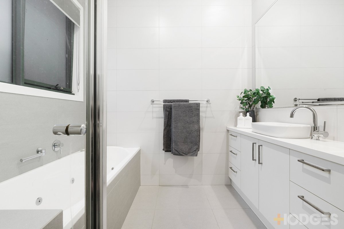 2 / 18 Wilson Street Cheltenham - Residential for sale