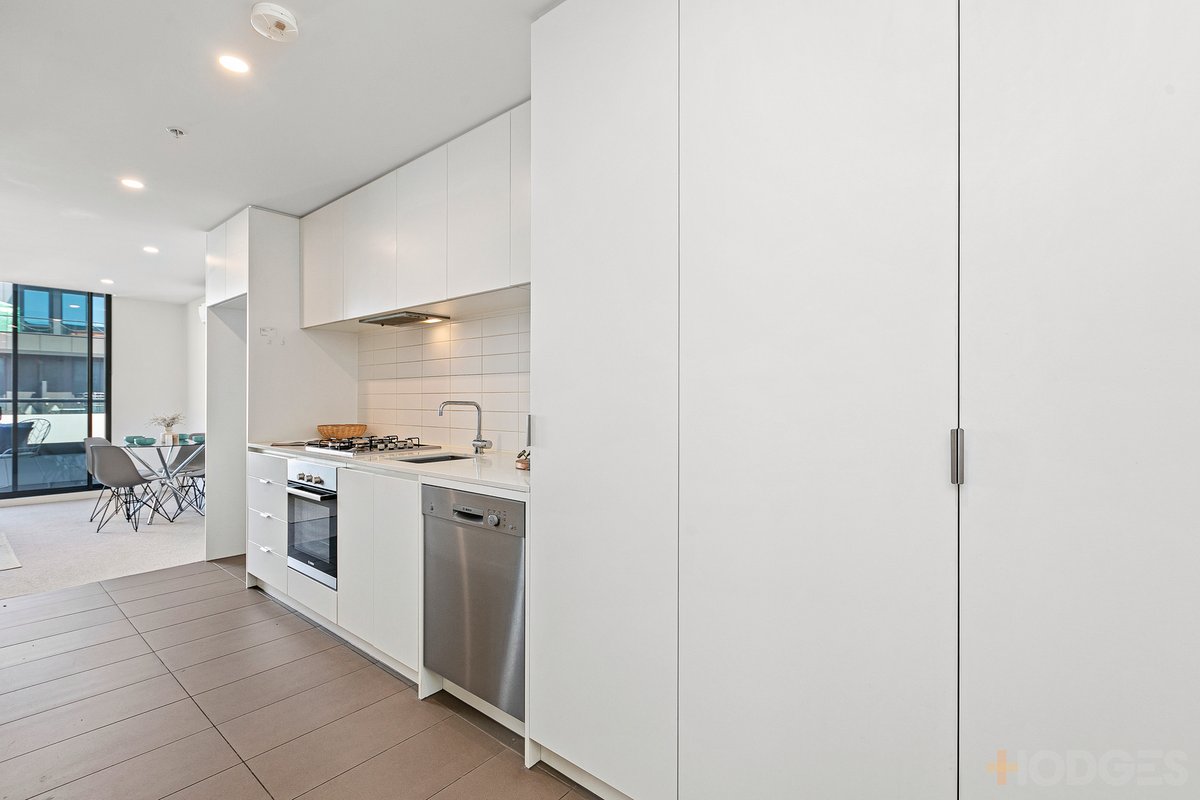 218 / 9 Hewitt Avenue Footscray - Residential for sale
