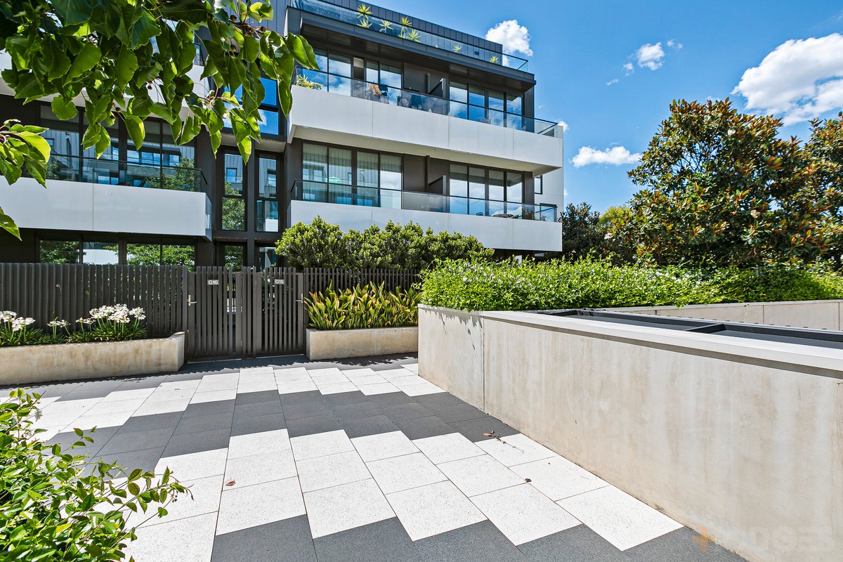 218 / 9 Hewitt Avenue Footscray - Residential for sale