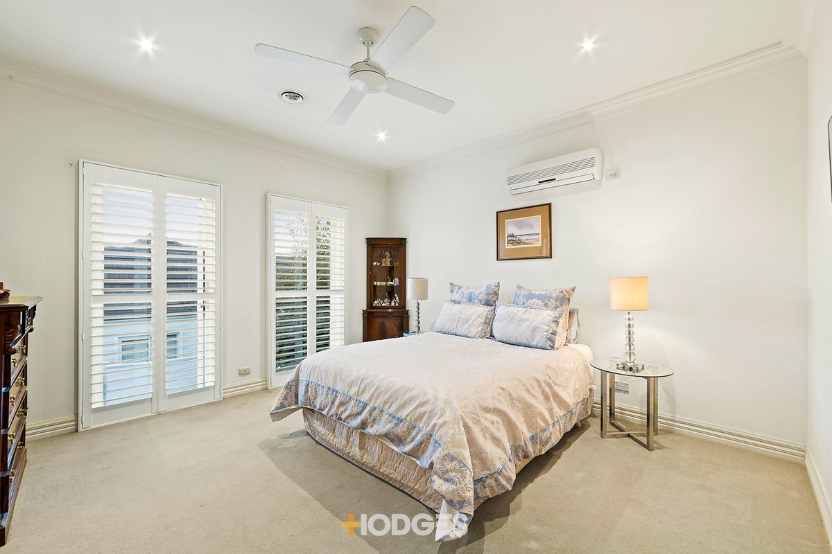2 / 19 Holyrood Street Hampton - Residential for sale