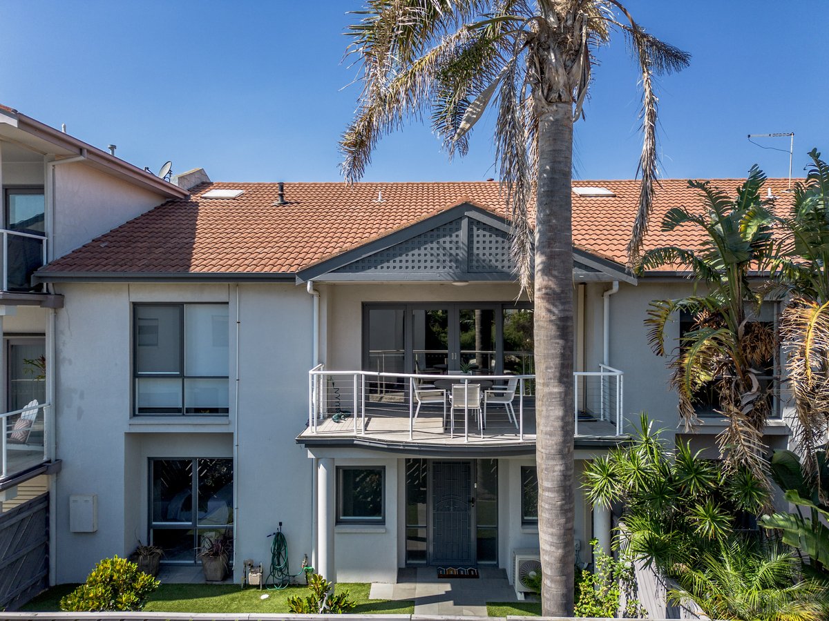 2 / 198 Nepean Highway Aspendale - Residential for sale