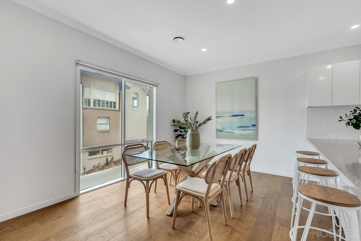 2 / 198 Nepean Highway Aspendale - Residential for sale