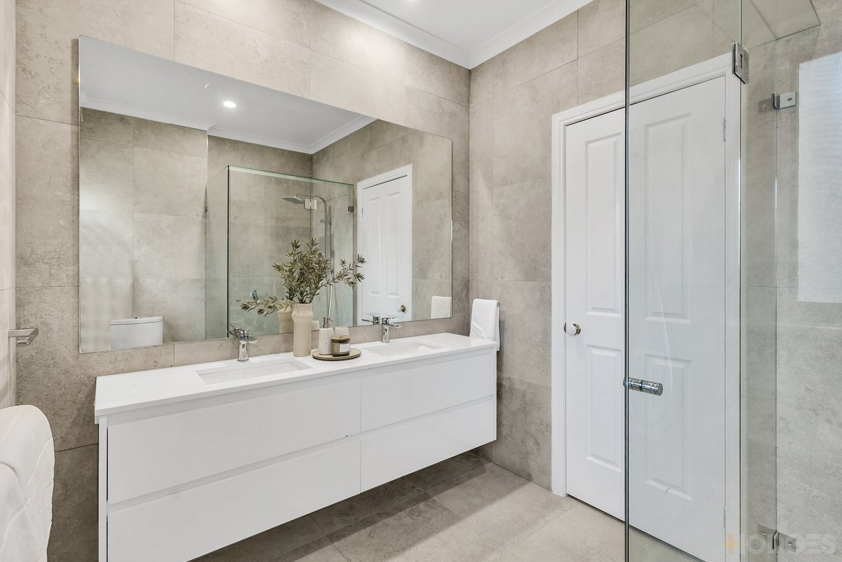 2 / 198 Nepean Highway Aspendale - Residential for sale
