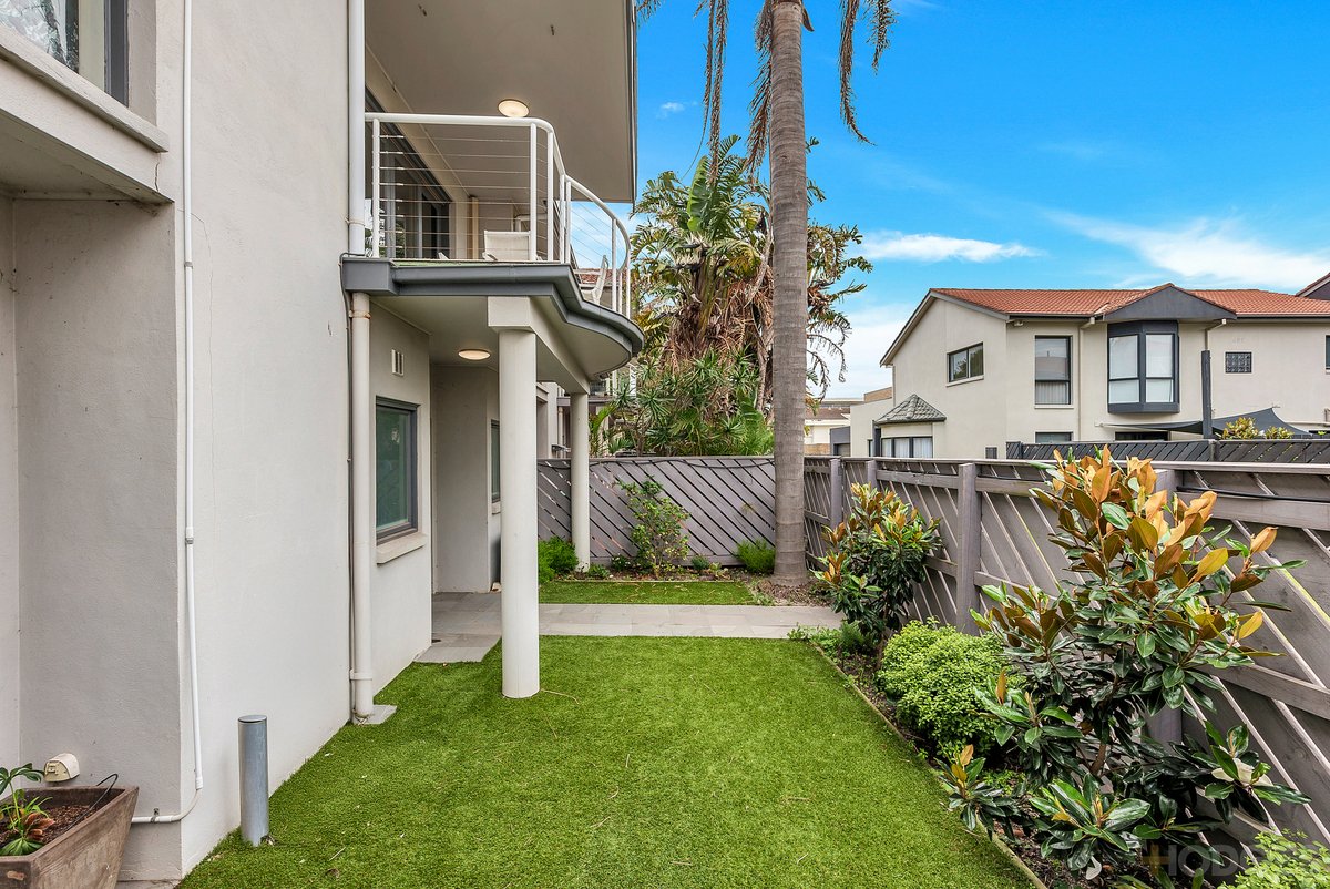 2 / 198 Nepean Highway Aspendale - Residential for sale