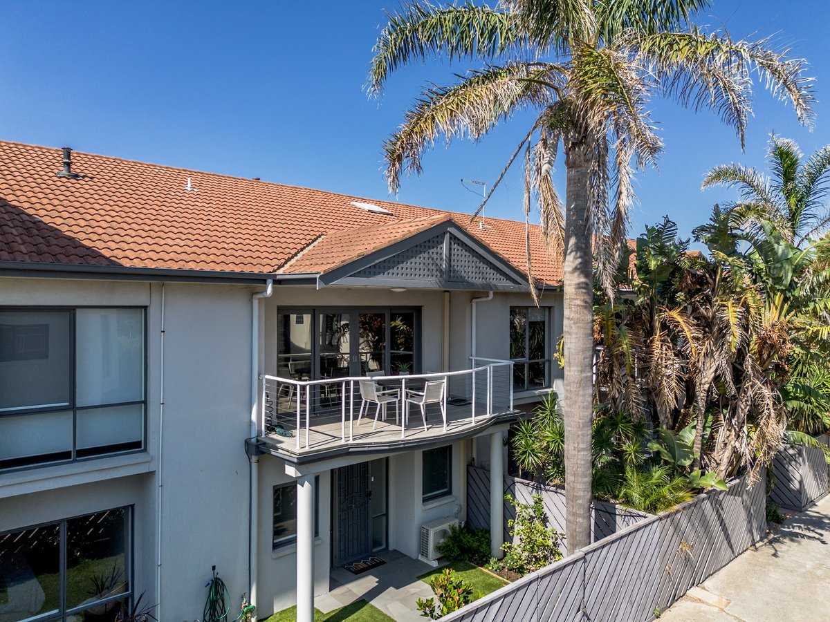 2 / 198 Nepean Highway Aspendale - Residential for sale
