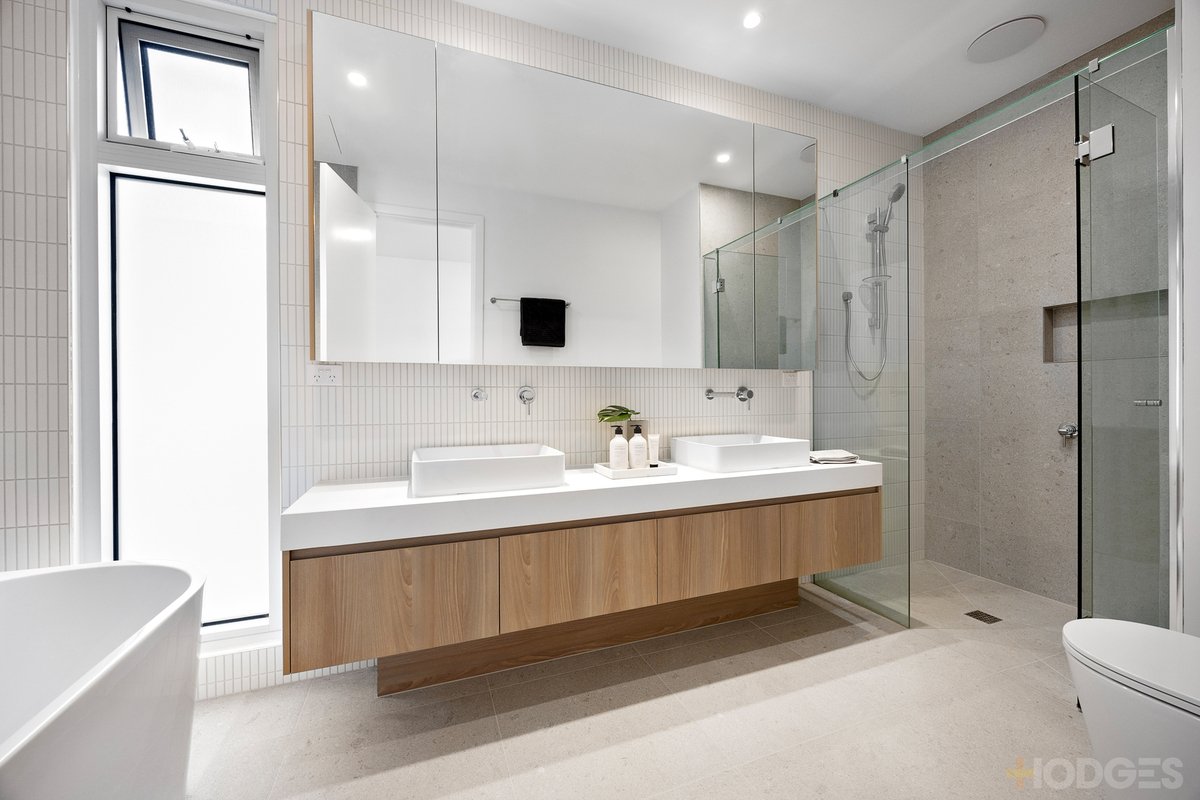 21A Raynes Park Road Hampton - Residential for sale