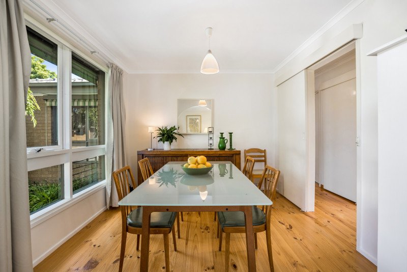2 / 2-4 Leigh Street MOUNT WAVERLEY - Residential for sale