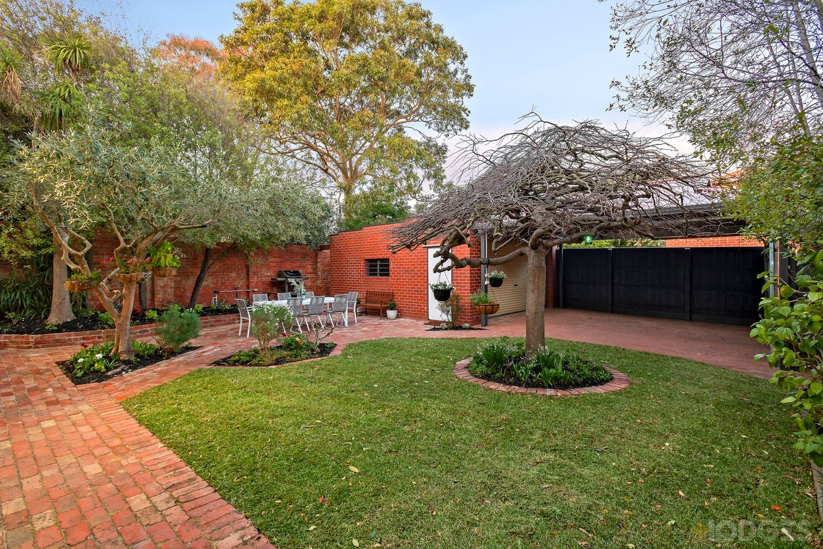 22 Avondale Street Hampton - Residential for sale