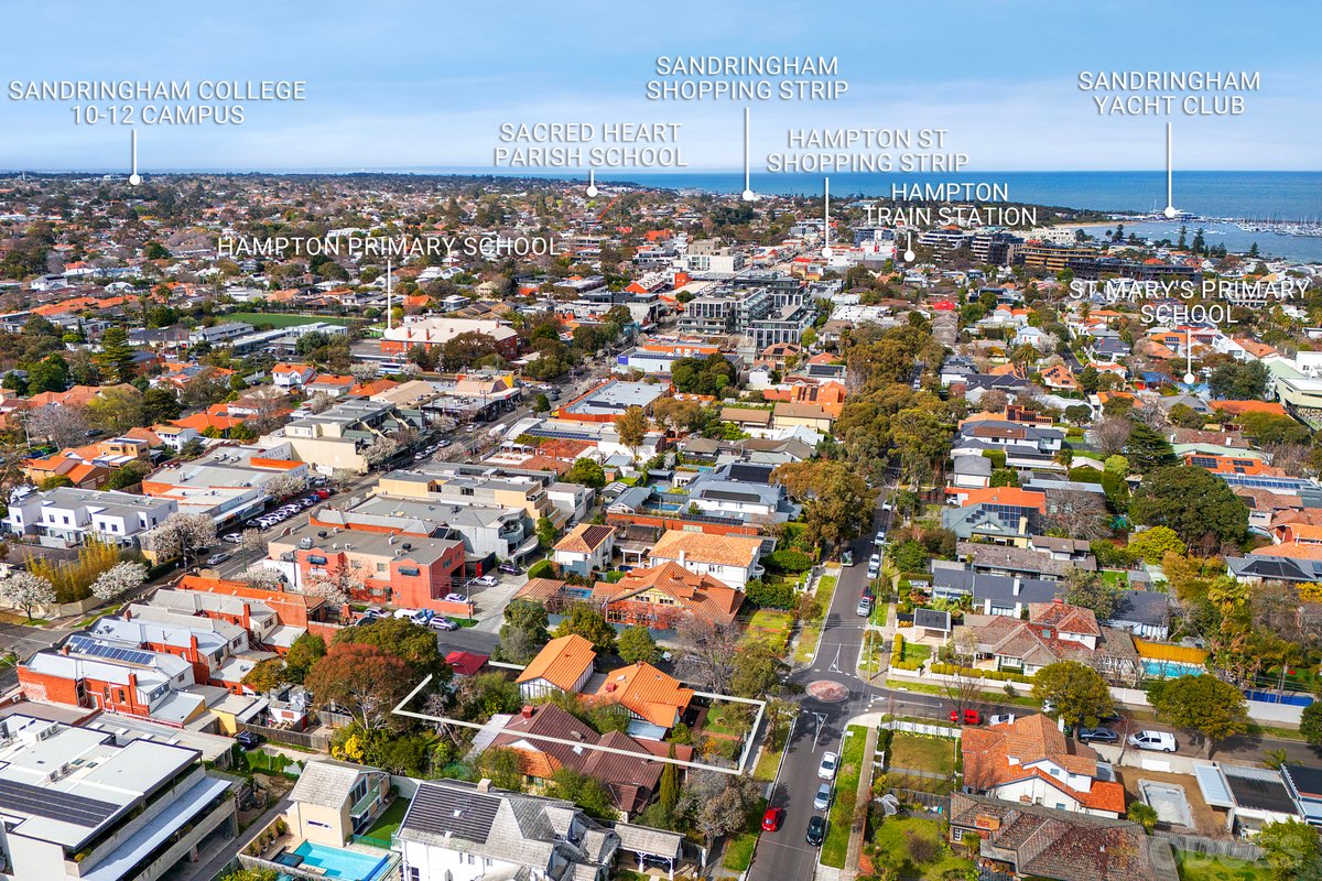 22 Avondale Street Hampton - Residential for sale