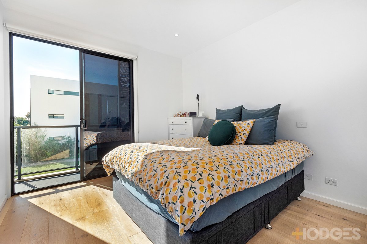 2 / 2 Bellevue Road Cheltenham - Residential for sale