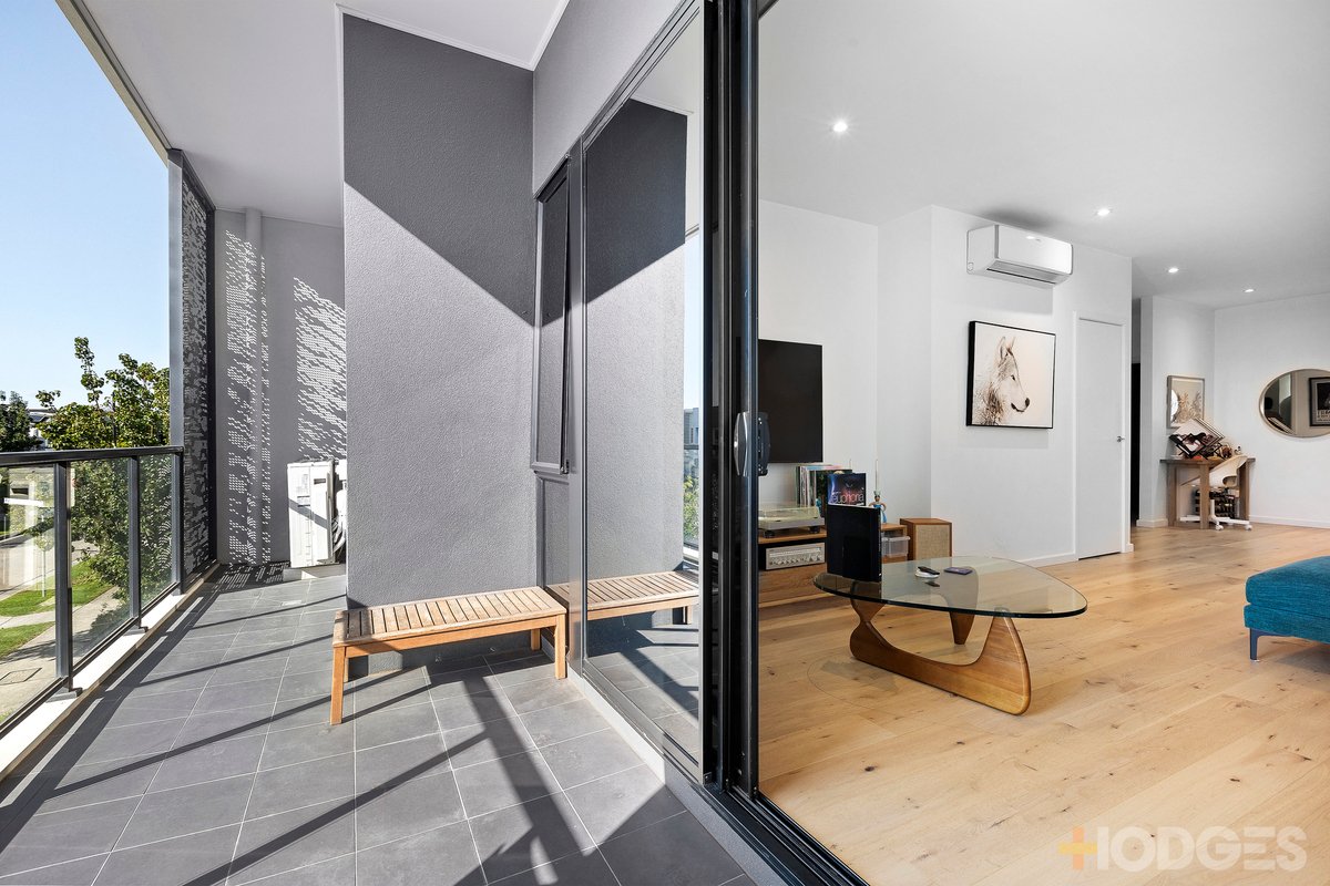 2 / 2 Bellevue Road Cheltenham - Residential for sale