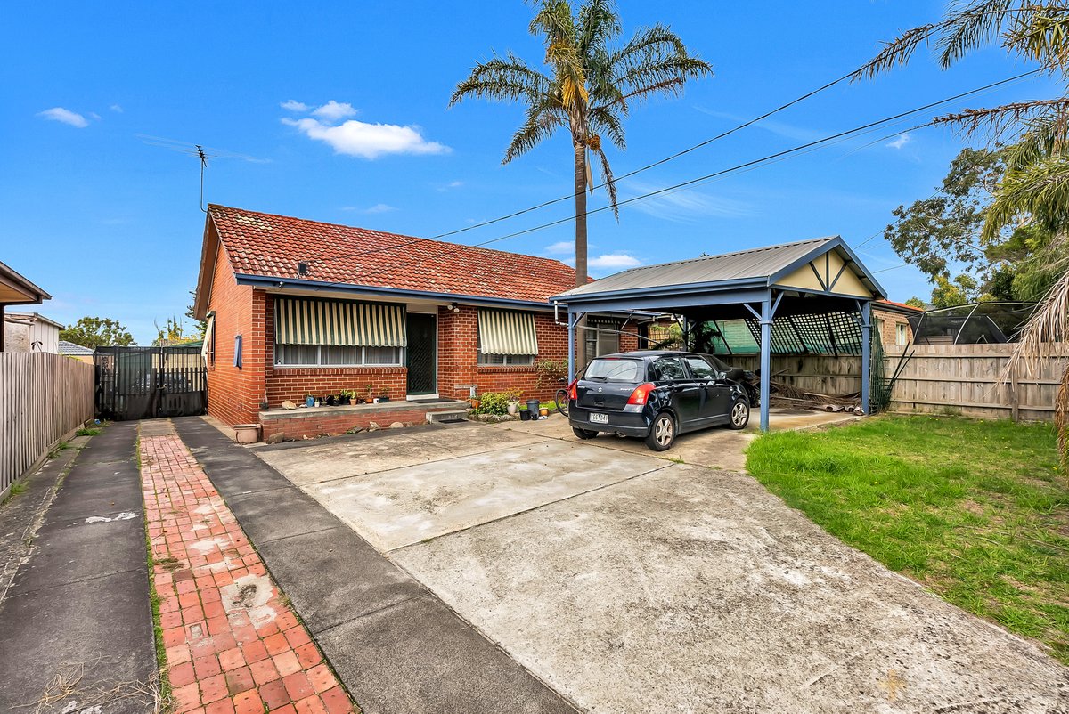22 Hodgins Crescent Frankston North - Residential for sale