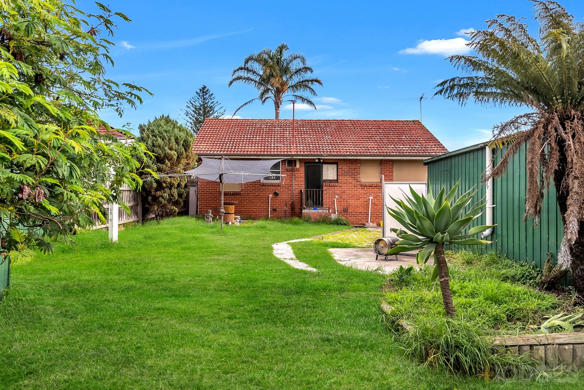 22 Hodgins Crescent Frankston North - Residential for sale