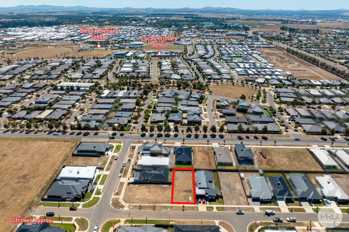 22 Hutchinson Drive, LUCAS VIC 3350