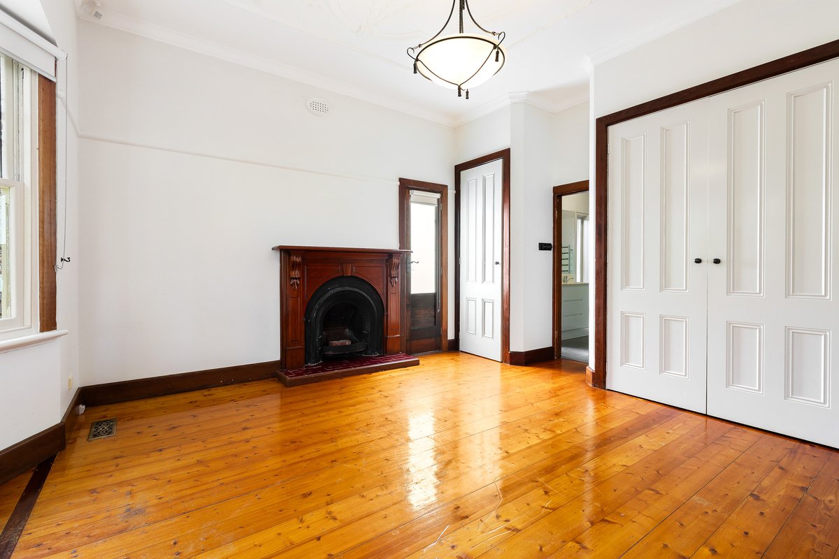 22 Kingston Street Hampton - Residential for lease