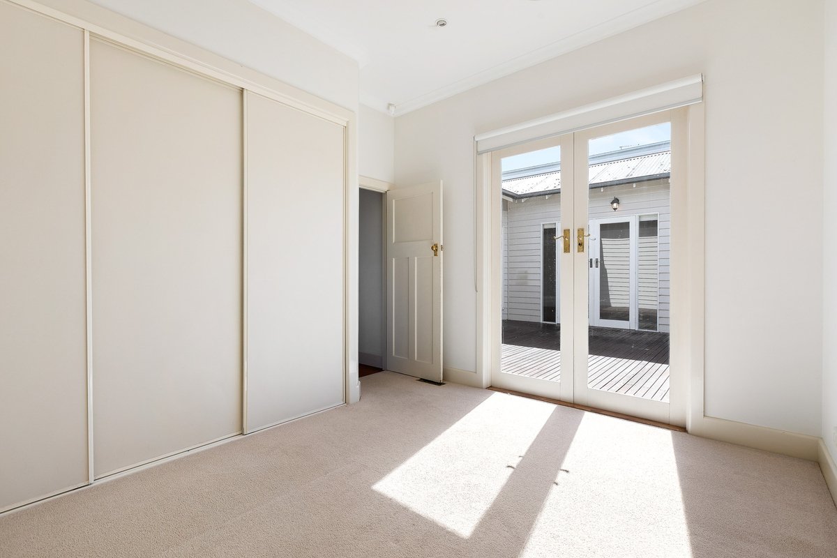 22 Kingston Street Hampton - Residential for lease