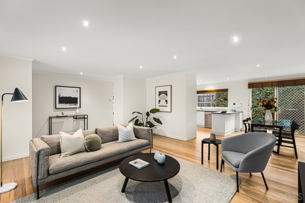 2 / 2 Kinross Street Hampton East - Residential for sale