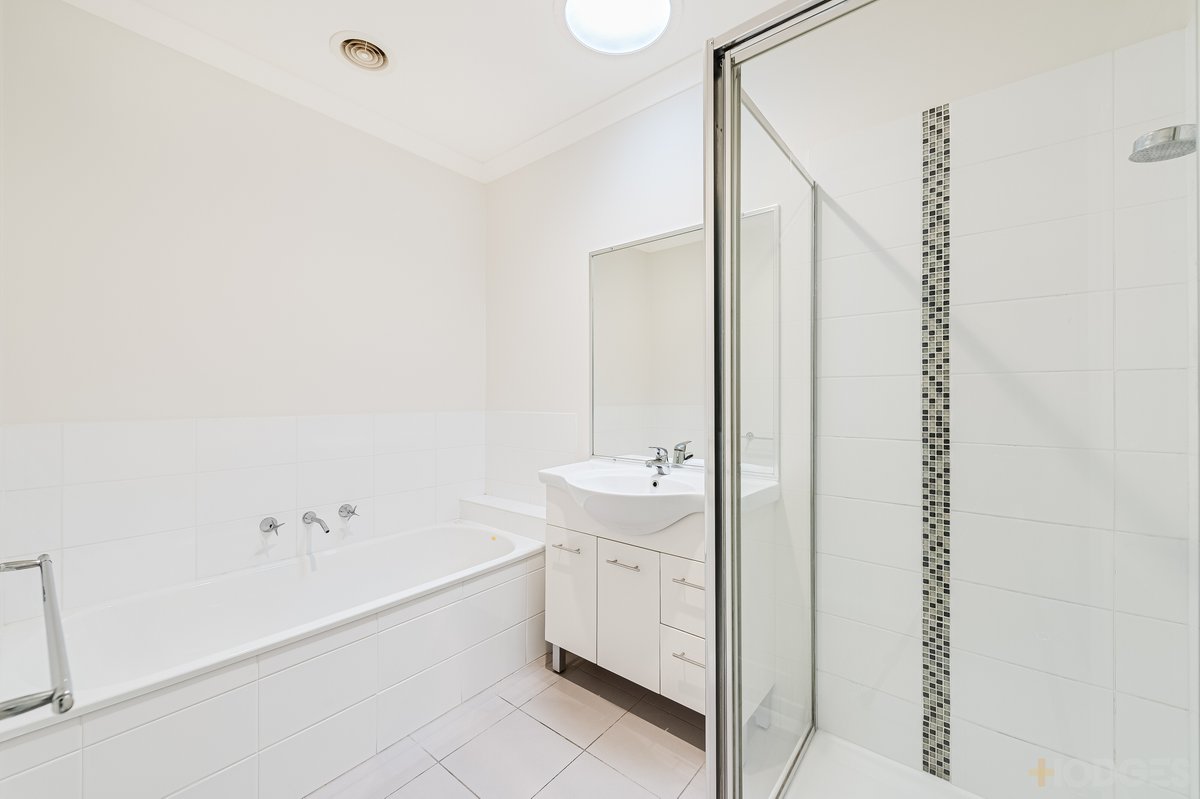 2 / 2 Lauraville Avenue Werribee - Residential for sale