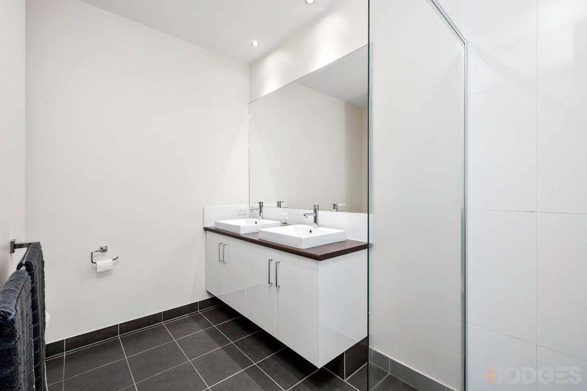2 / 2 Melville Avenue Newtown - Residential for sale