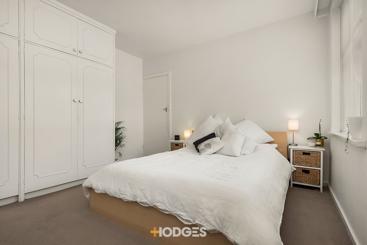 2/2 Parkside Street Elsternwick - Residential for sale