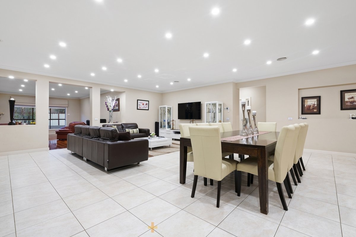 22 Phoenix Avenue Hoppers Crossing - Residential for sale