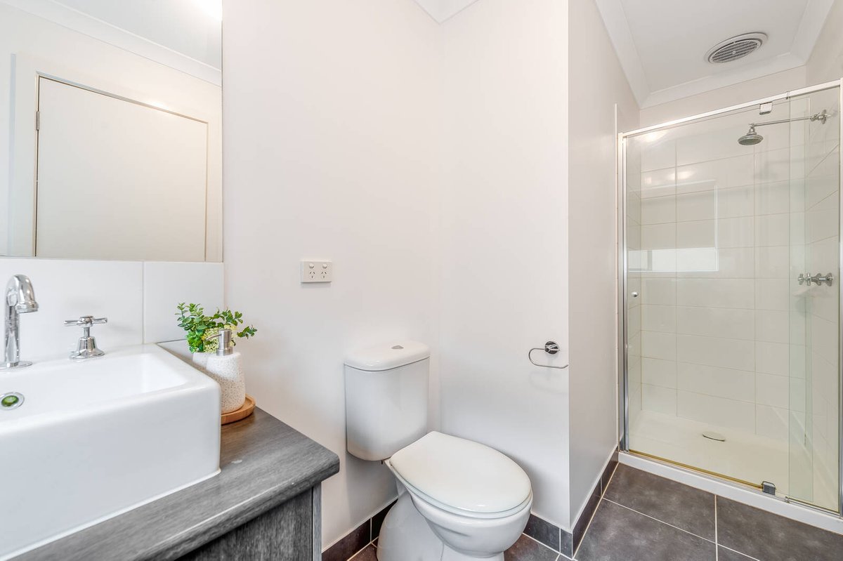 22 Seagrass Crescent Point Cook - Residential for sale