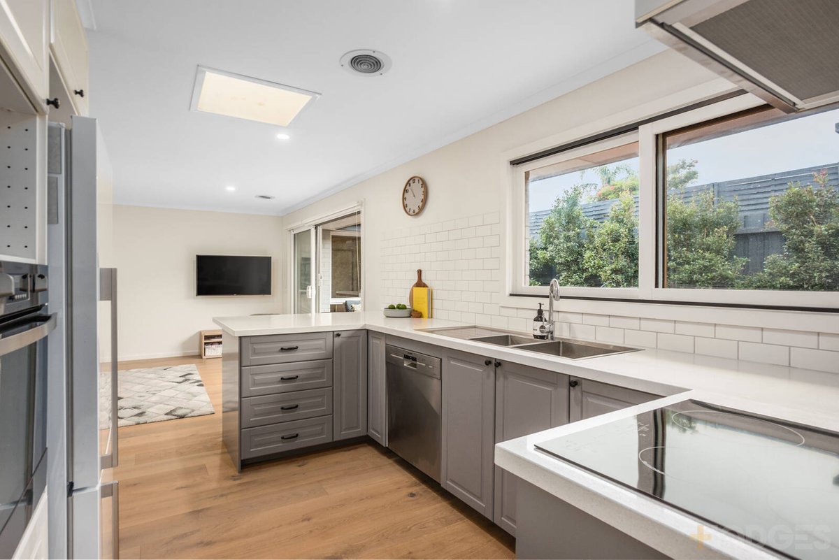 2 / 20 Albenca Street Mentone - Residential for sale